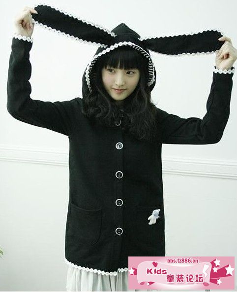 88865 2011新款秋装蕾丝花边兔子耳朵卫衣 黑色.jpg